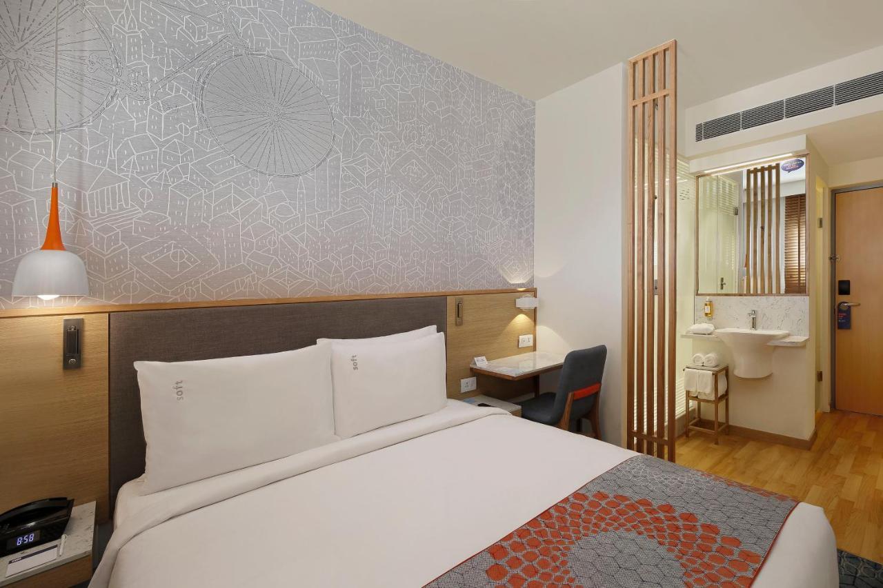 Holiday Inn Express Hyderabad Hitec City By Ihg Exterior foto