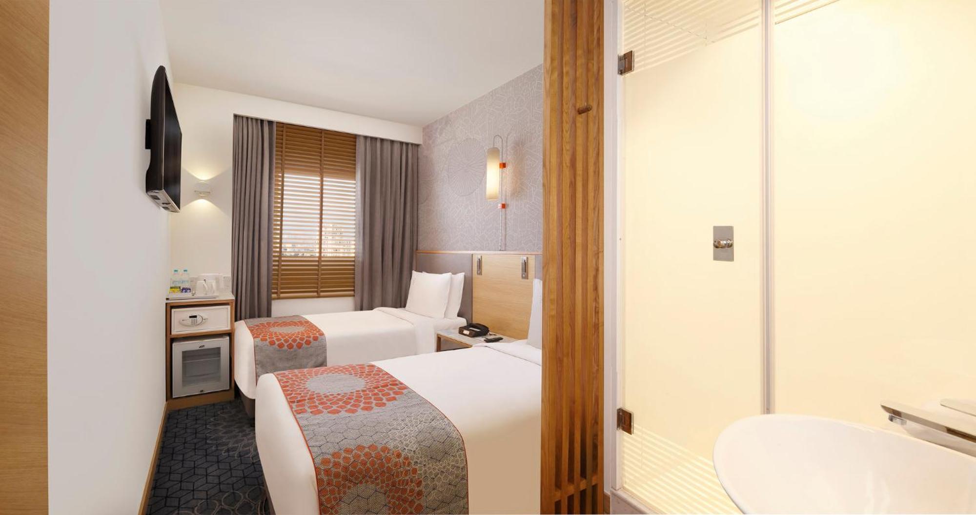 Holiday Inn Express Hyderabad Hitec City By Ihg Exterior foto